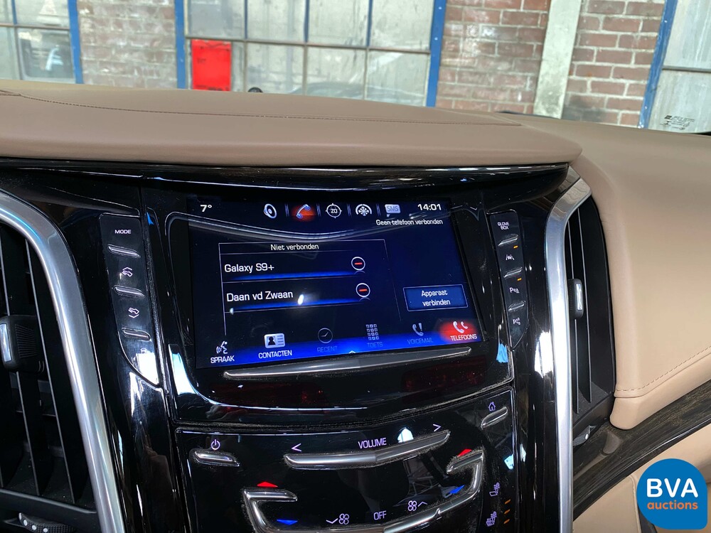 Cadillac Escalade 6.2 V8 Platinum 2018 426HP 8-PERSONS, niederländische Registrierung.
