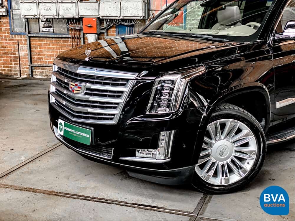 Cadillac Escalade 6.2 V8 Platinum 2018 426HP 8-PERSONS, niederländische Registrierung.