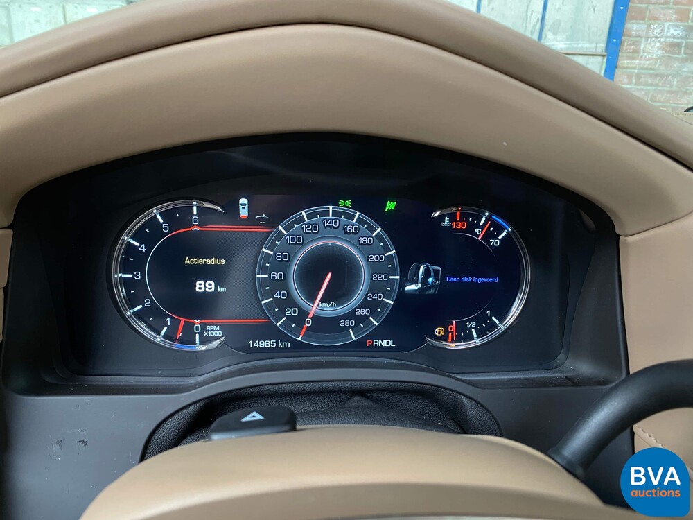 Cadillac Escalade 6.2 V8 Platinum 2018 426HP 8-PERSONS, niederländische Registrierung.