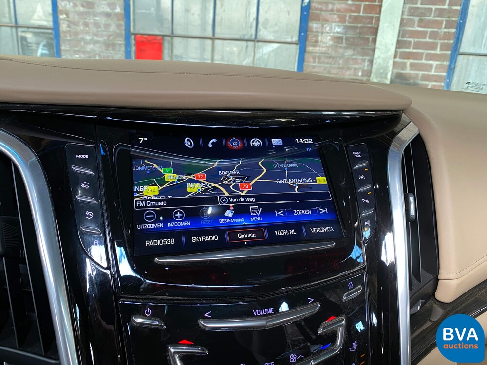 Cadillac Escalade 6.2 V8 Platinum 2018 426HP 8-PERSONS, niederländische Registrierung.