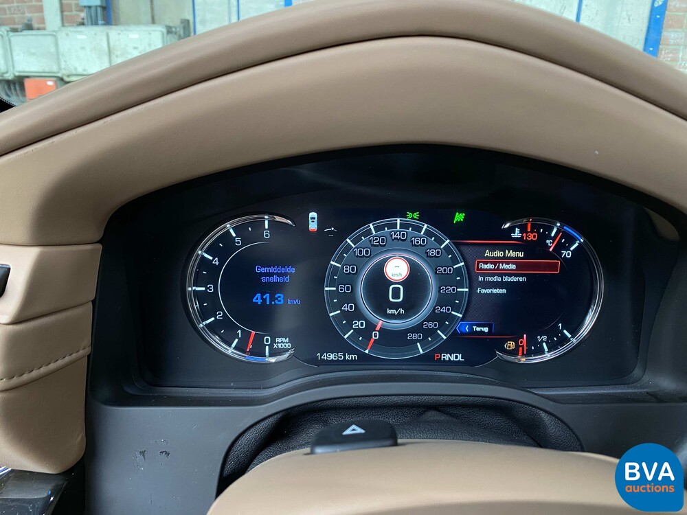 Cadillac Escalade 6.2 V8 Platinum 2018 426HP 8-PERSONS, niederländische Registrierung.