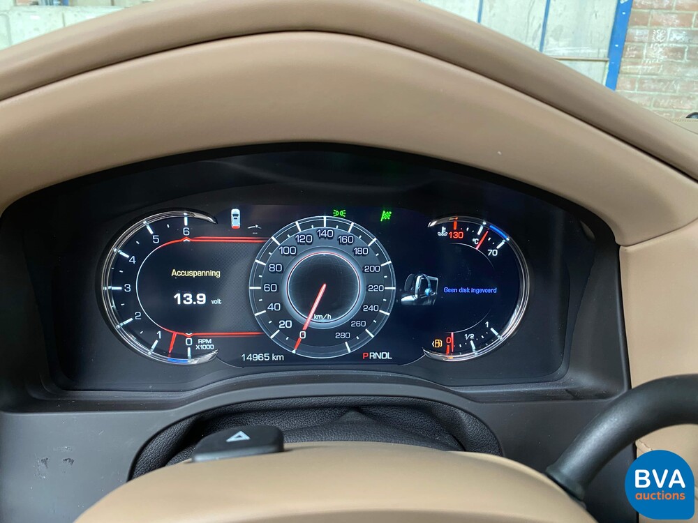 Cadillac Escalade 6.2 V8 Platinum 2018 426HP 8-PERSONS, niederländische Registrierung.