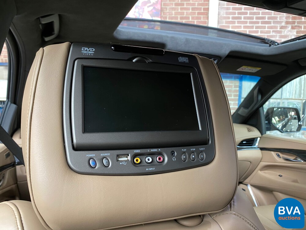 Cadillac Escalade 6.2 V8 Platinum 2018 426HP 8-PERSONS, niederländische Registrierung.