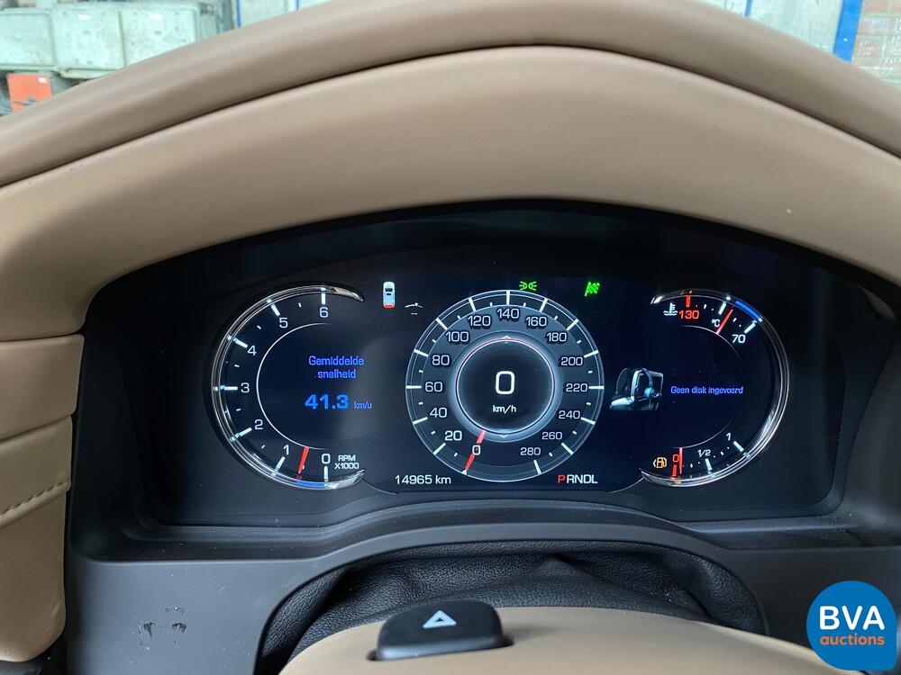 Cadillac Escalade 6.2 V8 Platinum 2018 426HP 8-PERSONS, niederländische Registrierung.