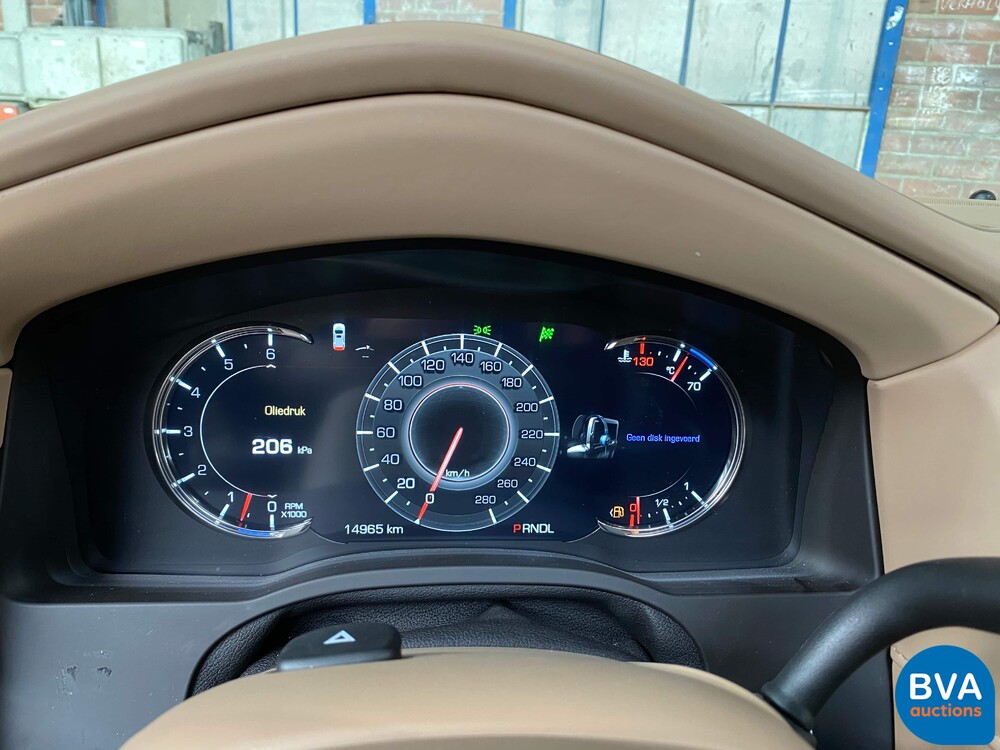 Cadillac Escalade 6.2 V8 Platinum 2018 426HP 8-PERSONS, niederländische Registrierung.