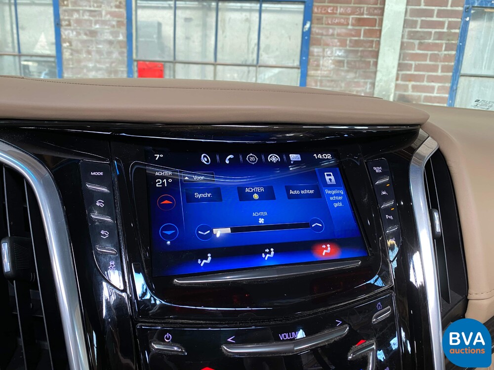 Cadillac Escalade 6.2 V8 Platinum 2018 426HP 8-PERSONS, niederländische Registrierung.