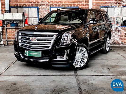 Cadillac Escalade 6.2 V8 Platinum 2018 426HP 8-PERSONS, Dutch registration.