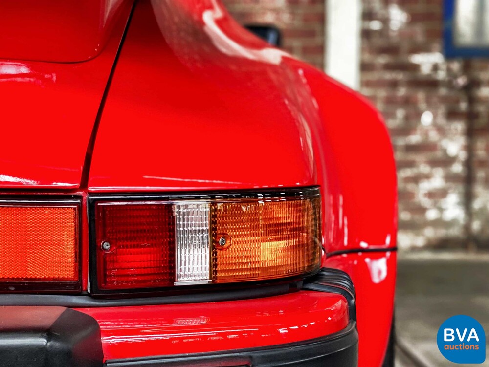Porsche 911 3.3 Turbo Coupé 930 301 PS, G-065-BZ.