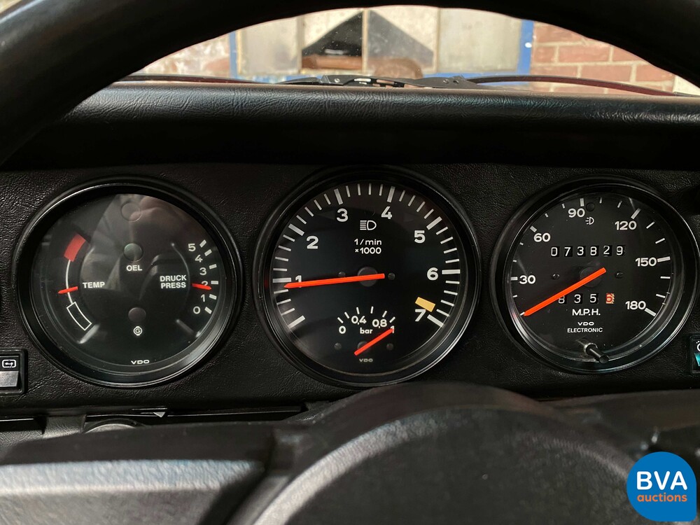 Porsche 911 3.3 Turbo Coupé 930 301 PS, G-065-BZ.