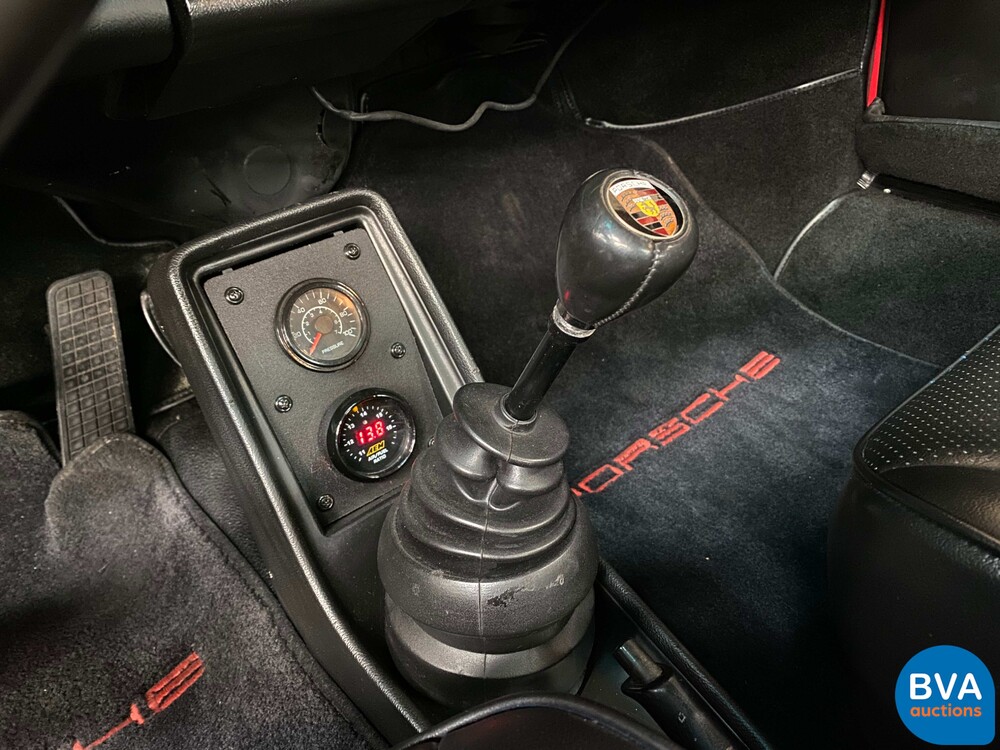 Porsche 911 3.3 Turbo Coupé 930 301 PS, G-065-BZ.