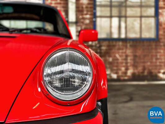 Porsche 911 3.3 Turbo Coupé 930 301HP, G-065-BZ.