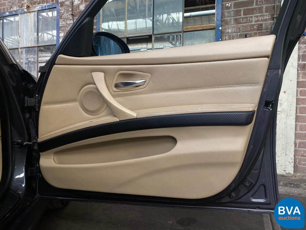 BMW 325i M-Sport Limousine 3er 218 PS 2005, 53-TSF-1.