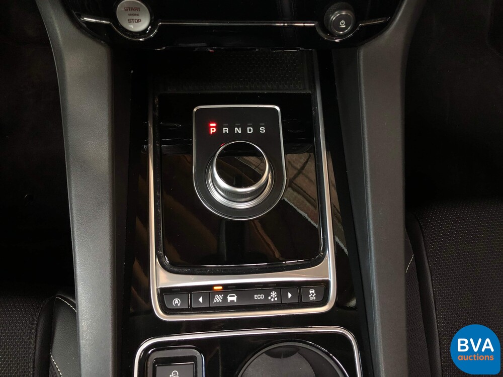 Jaguar F-Pace 20d AWD R-Sport 180 PS 2017 -Org. NL-, ND-383-G.