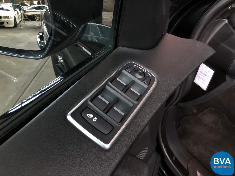 Jaguar F-Pace 20d AWD R-Sport 180 PS 2017 -Org. NL-, ND-383-G.