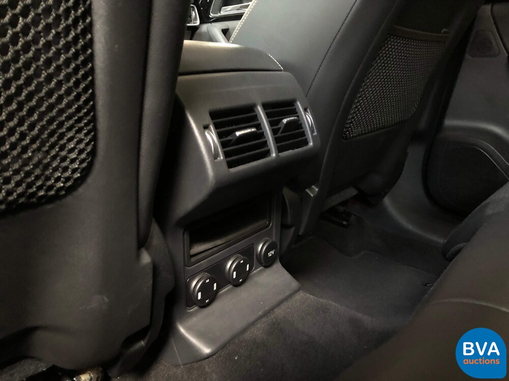 Jaguar F-Pace 20d AWD R-Sport 180 PS 2017 -Org. NL-, ND-383-G.