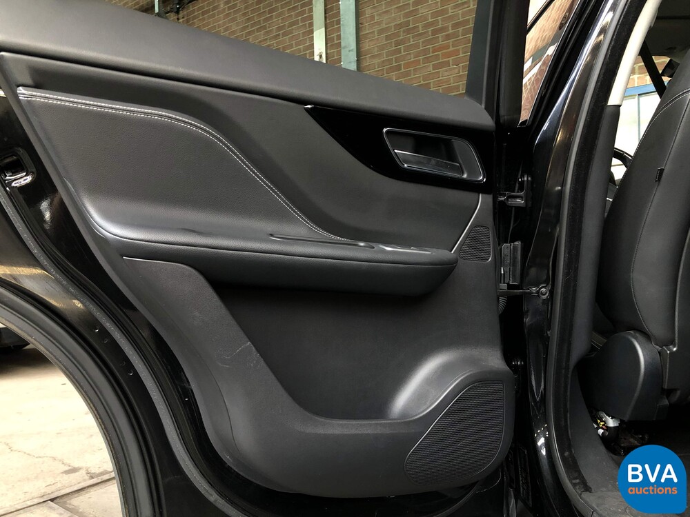 Jaguar F-Pace 20d AWD R-Sport 180 PS 2017 -Org. NL-, ND-383-G.