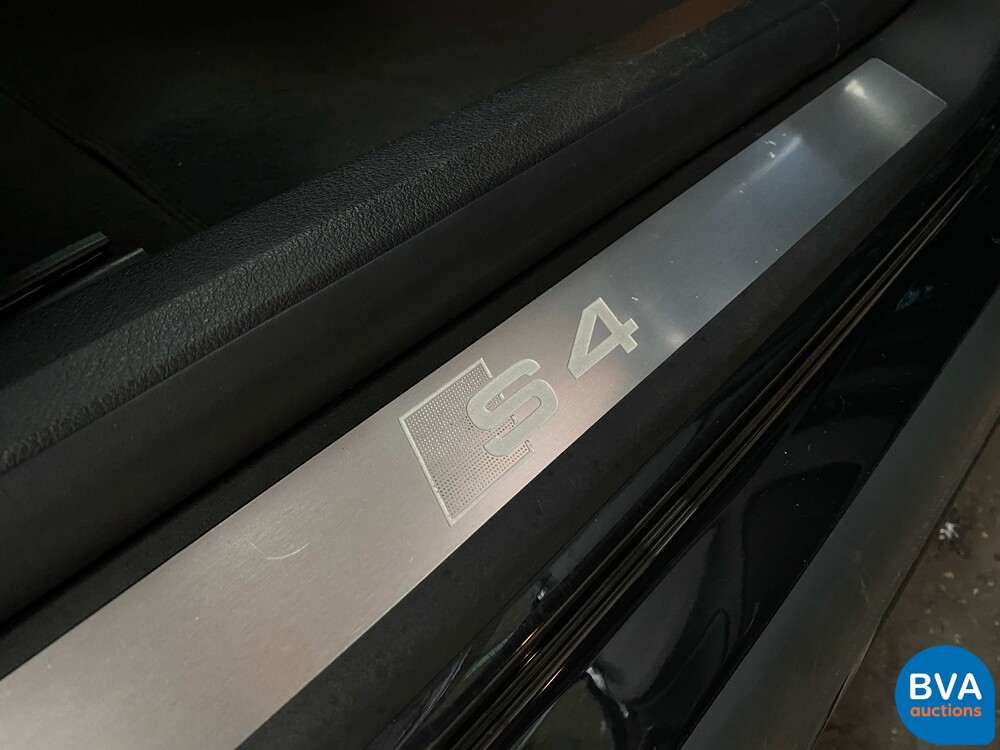 Audi S4 Avant 4.2 V8 Quattro Pro Line Station 344 PS 2004 -Youngtimer-.