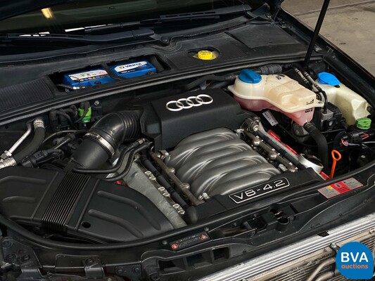 Audi S4 avant 4.2 V8 Quattro Pro Line station 344hp 2004 -Youngtimer-.