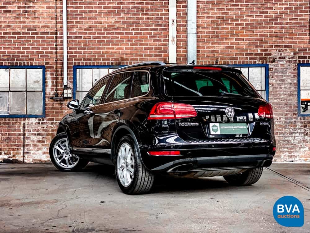 Volkswagen Touareg 3.0 TSI Hybrid Highline 4Motion 333 PS, 38-RBF-2.