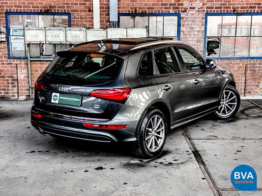 Audi Q5 2.0 TDI S-Line 2017 150hp Facelift, -Original NL-, ND-398-P.