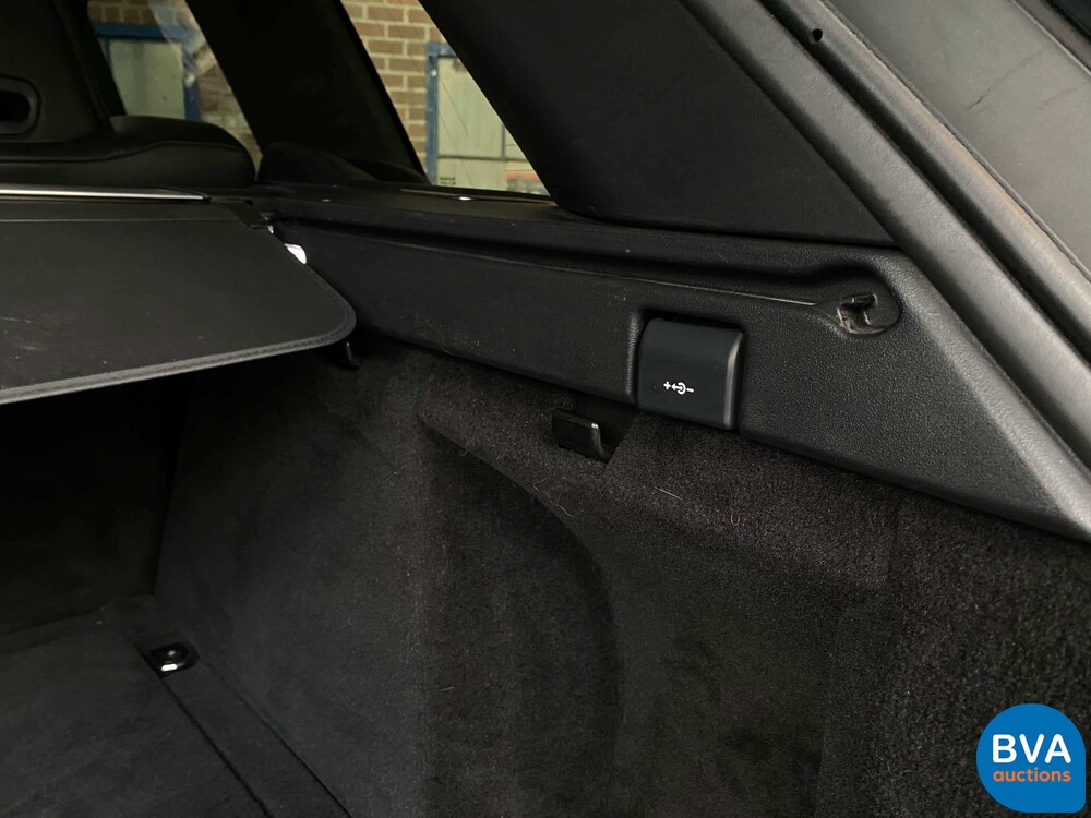 Land Rover Range Rover Sport SVR 5.0 V8 Supercharged 550 PS - Original NL - 2016, NV-129-R.