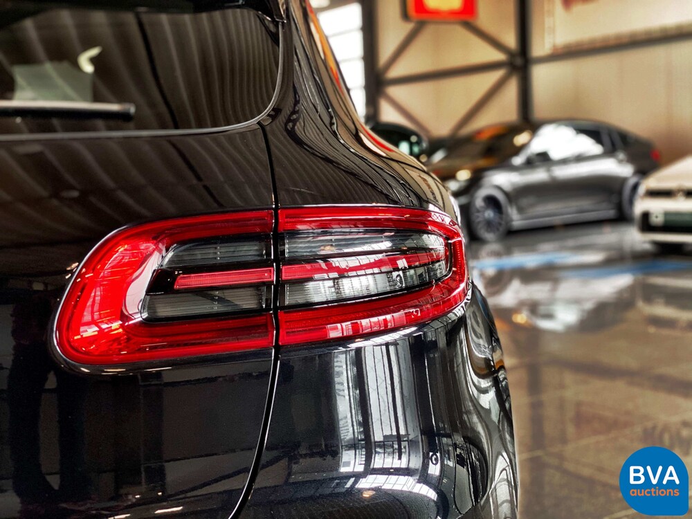Porsche Macan Turbo 400 PS 3.6 Sport-Chrono-Original NL-2014, 2-TXB-93.