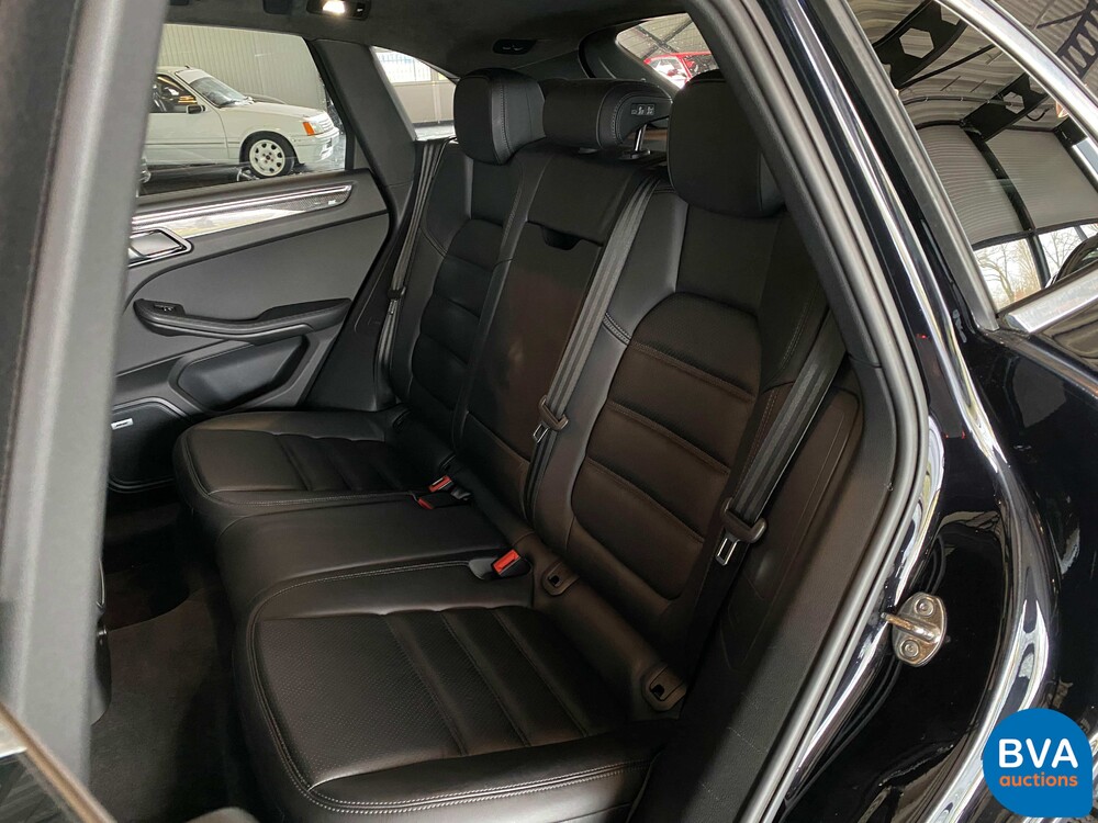 Porsche Macan Turbo 400 PS 3.6 Sport-Chrono-Original NL-2014, 2-TXB-93.