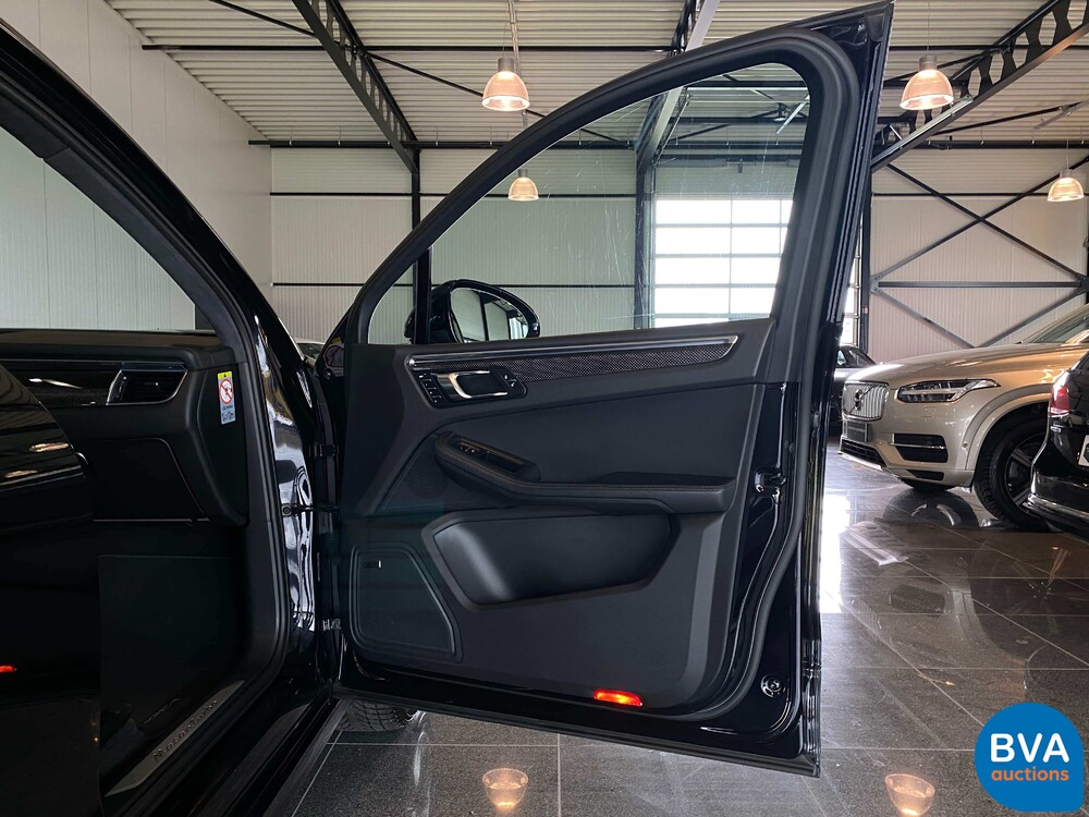 Porsche Macan Turbo 400 PS 3.6 Sport-Chrono-Original NL-2014, 2-TXB-93.