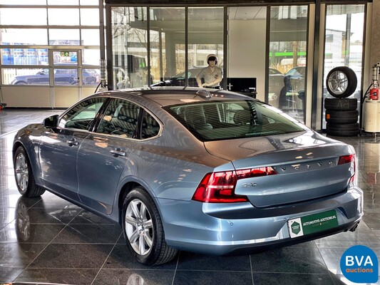 Volvo S90 2.0 D3 Momentum + -Original NL- NEW-MODEL, RG-049-R.