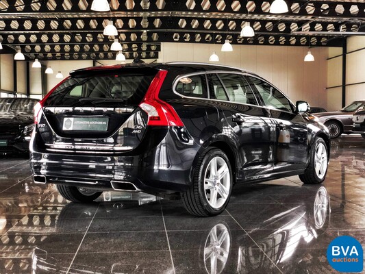 Volvo V60 2.4 D6 AWD Plug-in Hybrid Summum 285hp 2014, NF-726-V.