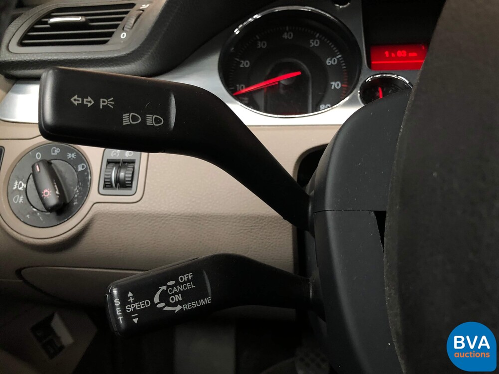 Volkswagen Passat Variante 2.0 FSI Highline 150 PS 2006 -Original NL-, 79-SL-ZP.