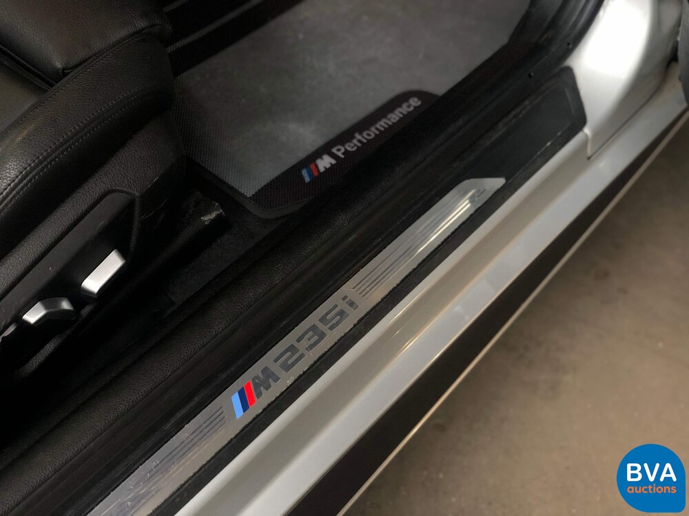 BMW M235i Coupé M-PERFORMANCE 326 PS 2016 2er-Reihe -Org NL-, JS-545-H.