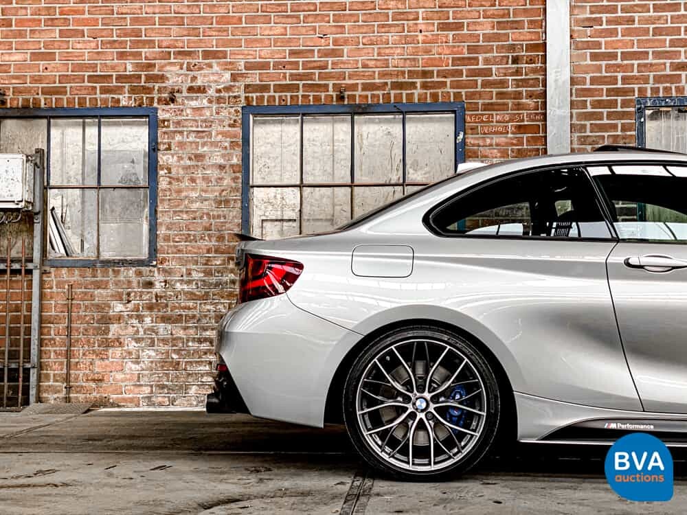 BMW M235i Coupé M-PERFORMANCE 326 PS 2016 2er-Reihe -Org NL-, JS-545-H.