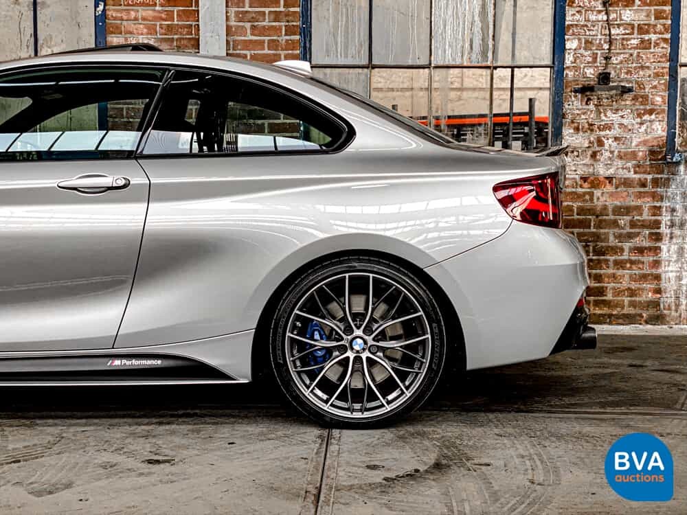 BMW M235i Coupé M-PERFORMANCE 326 PS 2016 2er-Reihe -Org NL-, JS-545-H.