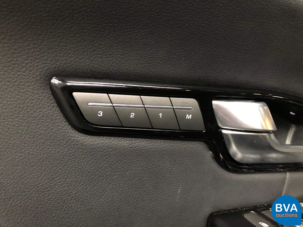 Land Rover Range Rover Evoque HSE Dynamisch-SCHWARZES GESICHTER 190 PS 2016, NS-831-K.