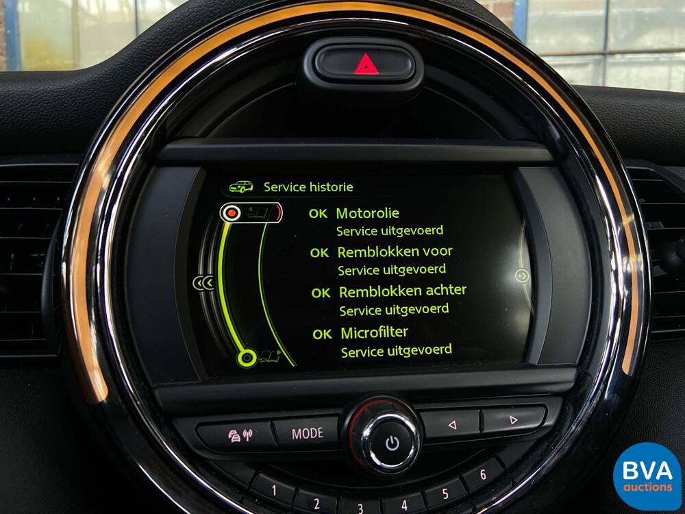 Mini Cooper Cabriolet 1.5 Pepper Serious Business 136 PS 2018, J-914-DV.