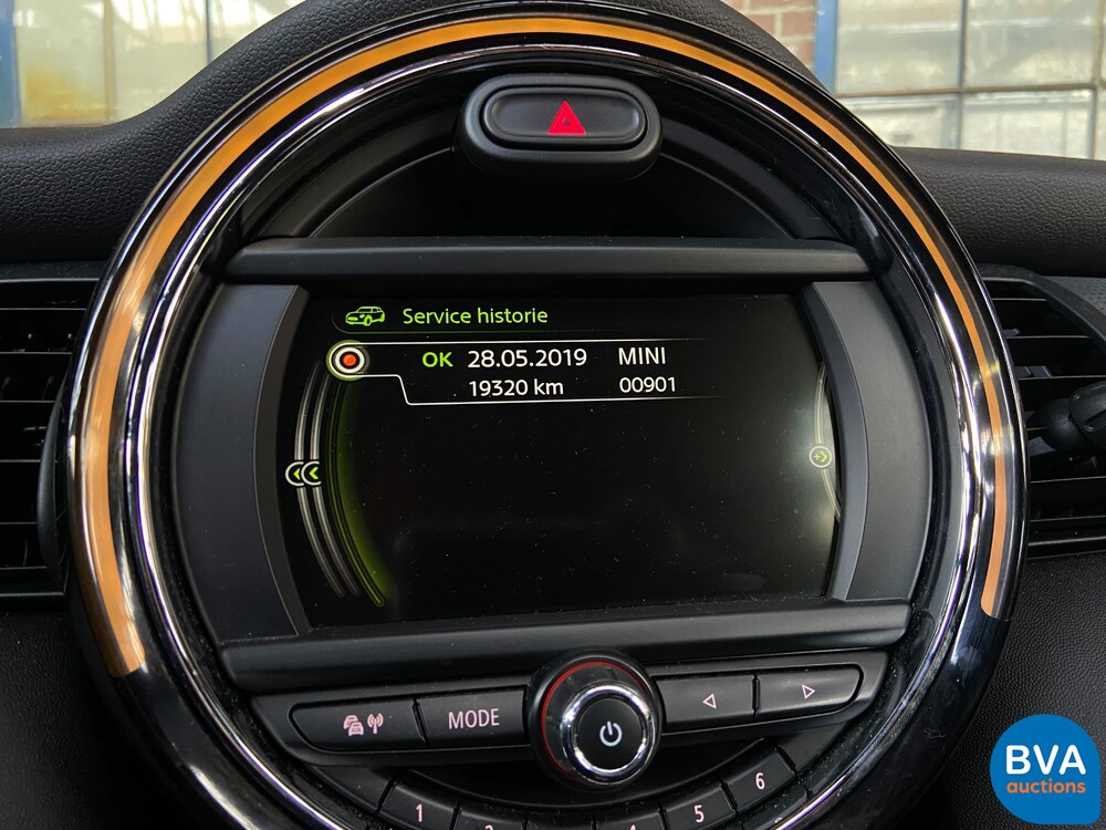 Mini Cooper Cabriolet 1.5 Pepper Serious Business 136 PS 2018, J-914-DV.