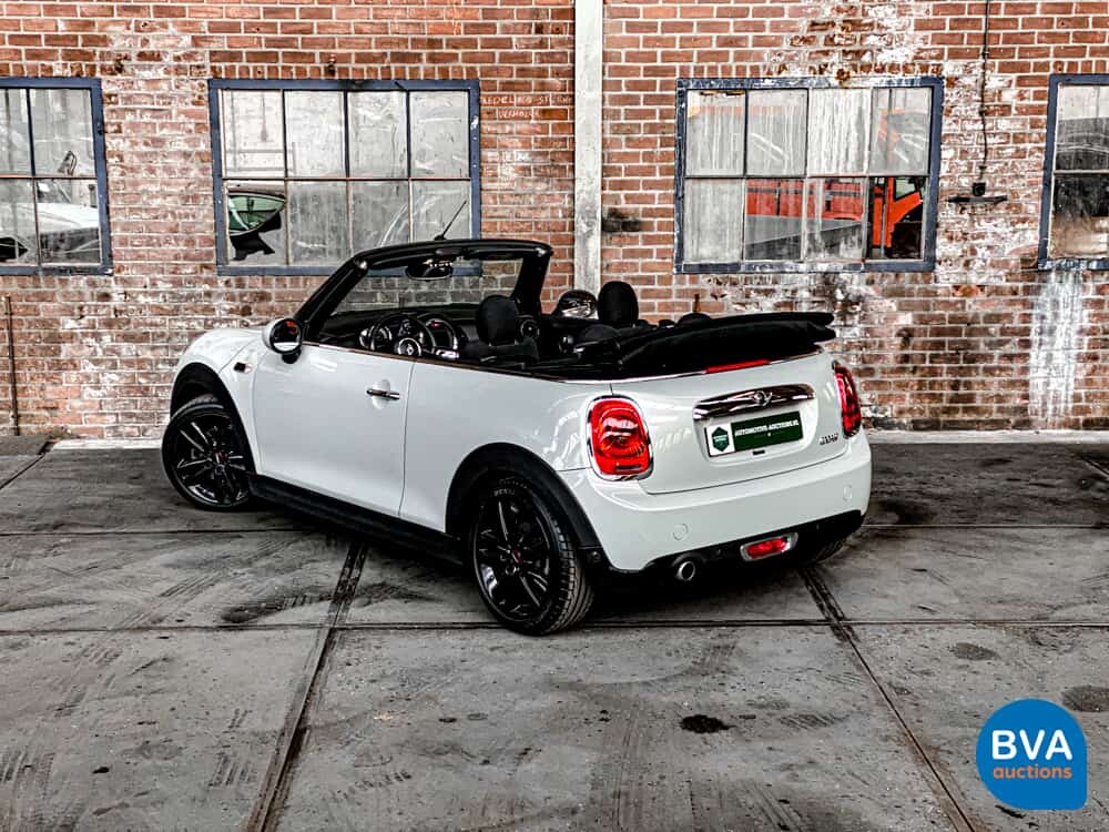 Mini Cooper Cabriolet 1.5 Pepper Serious Business 136 PS 2018, J-914-DV.