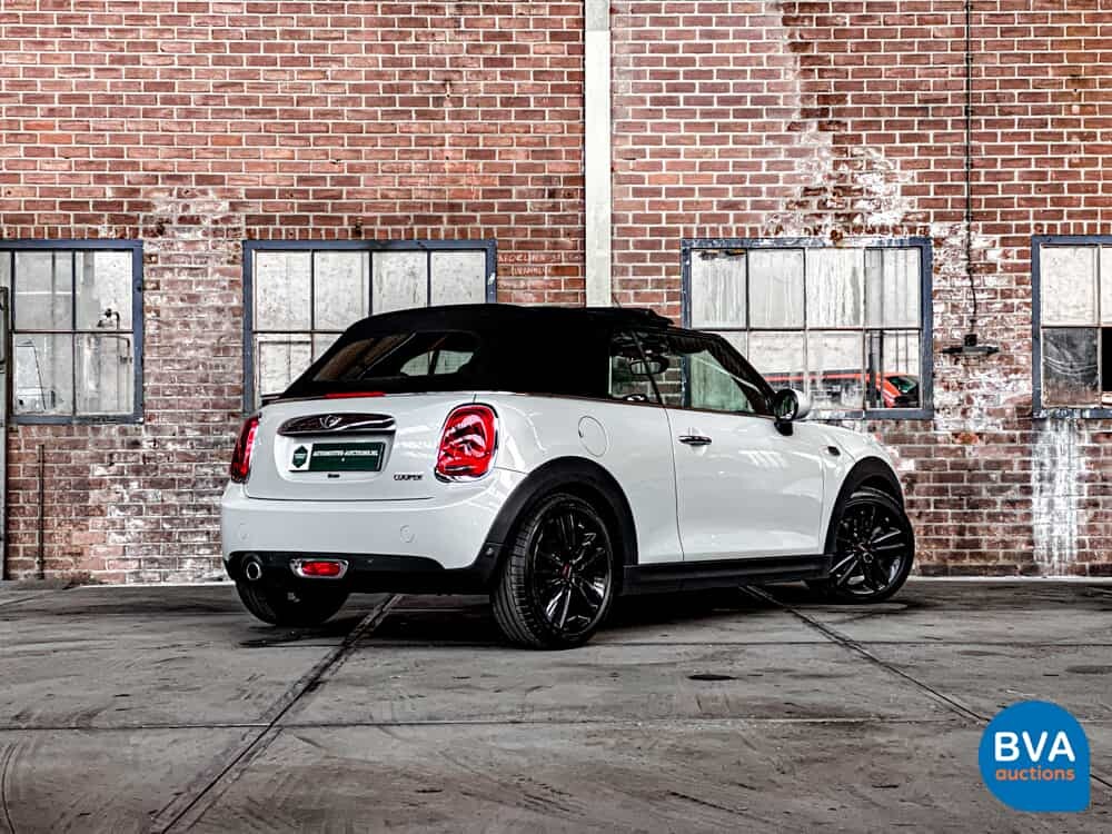 Mini Cooper Cabriolet 1.5 Pepper Serious Business 136 PS 2018, J-914-DV.