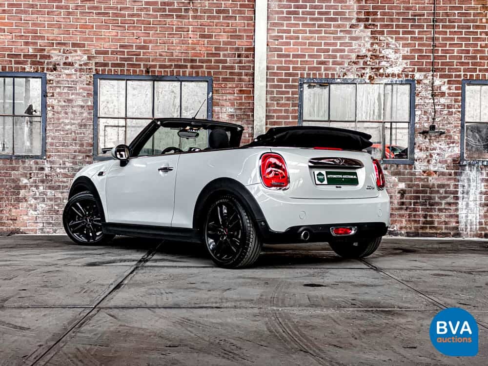 Mini Cooper Cabriolet 1.5 Pepper Serious Business 136 PS 2018, J-914-DV.