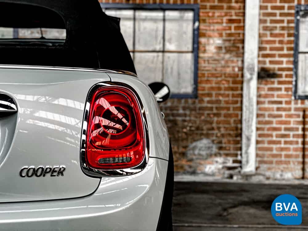 Mini Cooper Cabriolet 1.5 Pepper Serious Business 136 PS 2018, J-914-DV.