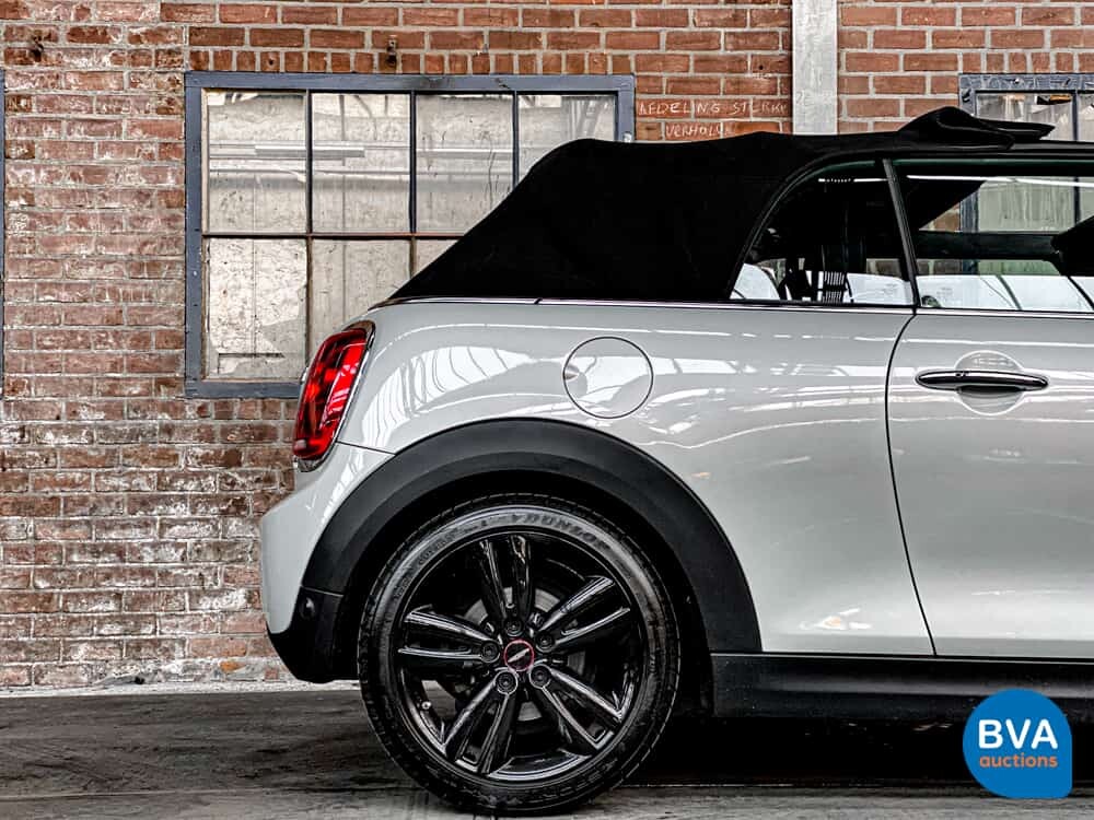 Mini Cooper Cabriolet 1.5 Pepper Serious Business 136 PS 2018, J-914-DV.