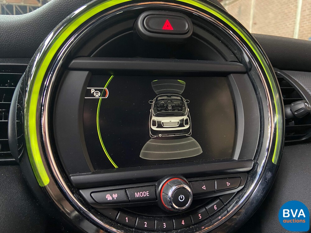 Mini Cooper Cabriolet 1.5 Pepper Serious Business 136 PS 2018, J-914-DV.