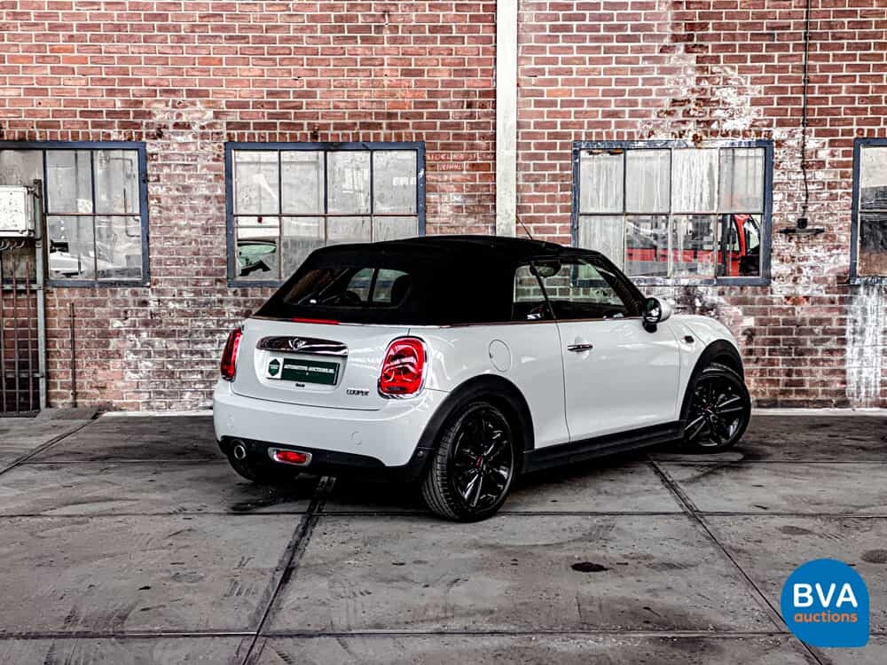 Mini Cooper Cabriolet 1.5 Pepper Serious Business 136 PS 2018, J-914-DV.