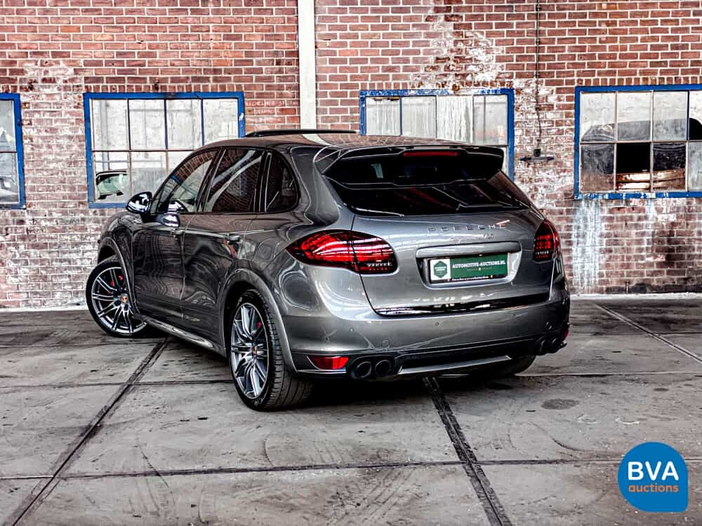 Porsche Cayenne GTS 4.8 V8 SportChrono 420 PS 2013, -Org NL- 5-KLF-81.