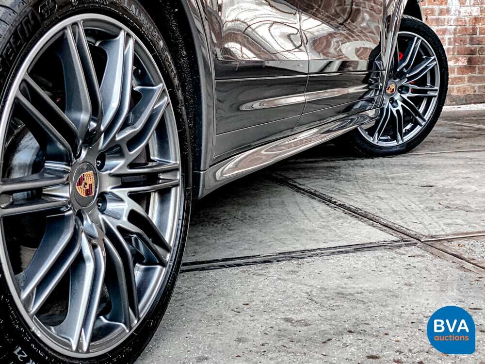 Porsche Cayenne GTS 4.8 V8 SportChrono 420 PS 2013, -Org NL- 5-KLF-81.