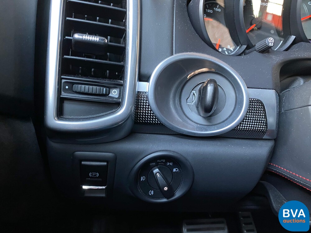 Porsche Cayenne GTS 4.8 V8 SportChrono 420 PS 2013, -Org NL- 5-KLF-81.