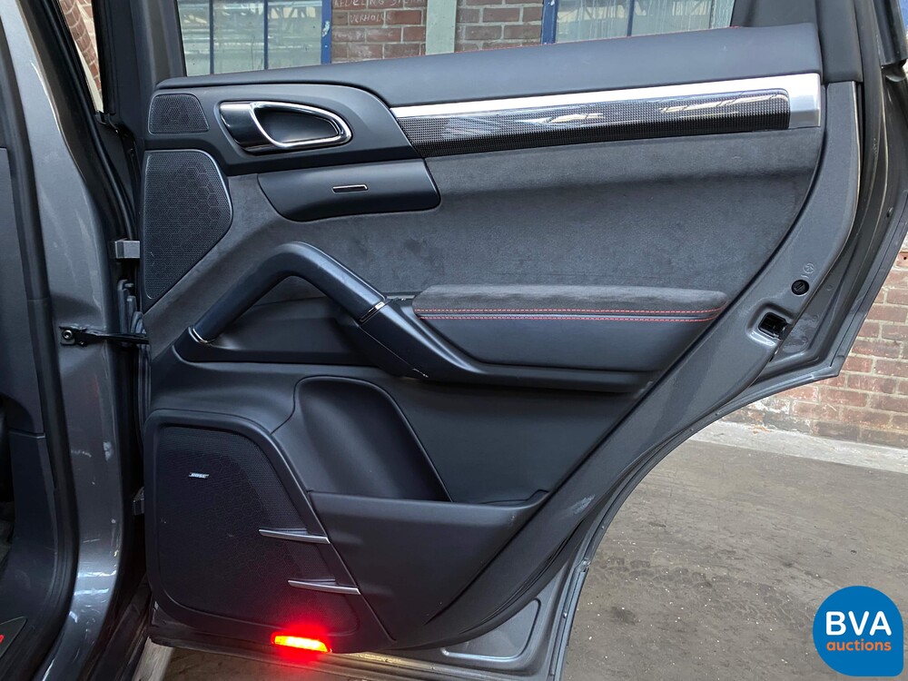 Porsche Cayenne GTS 4.8 V8 SportChrono 420 PS 2013, -Org NL- 5-KLF-81.