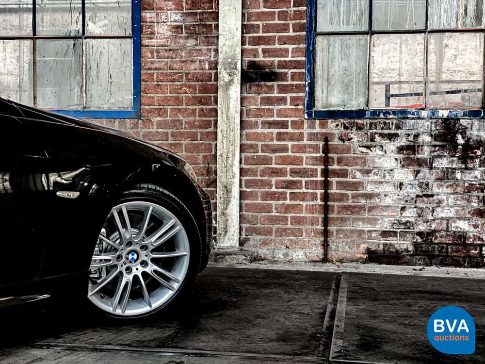 BMW 330i M-Sport Limousine Schaltgetriebe! 272 PS 3er Serie 2007, H-034-JZ.