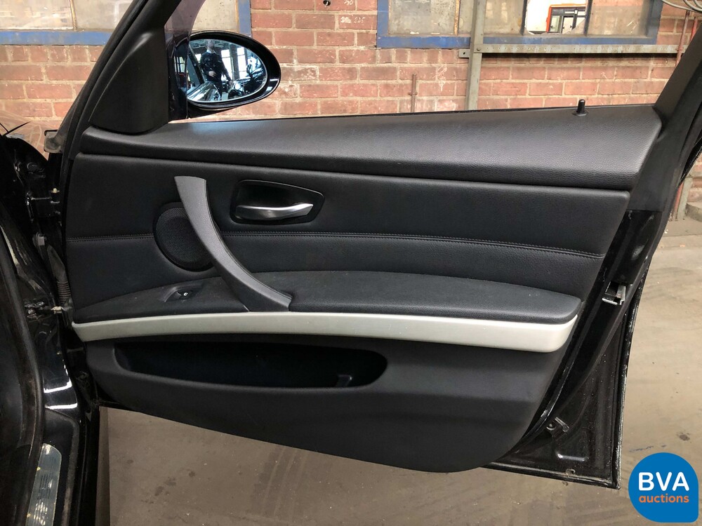 BMW 330i M-Sport Limousine Schaltgetriebe! 272 PS 3er Serie 2007, H-034-JZ.